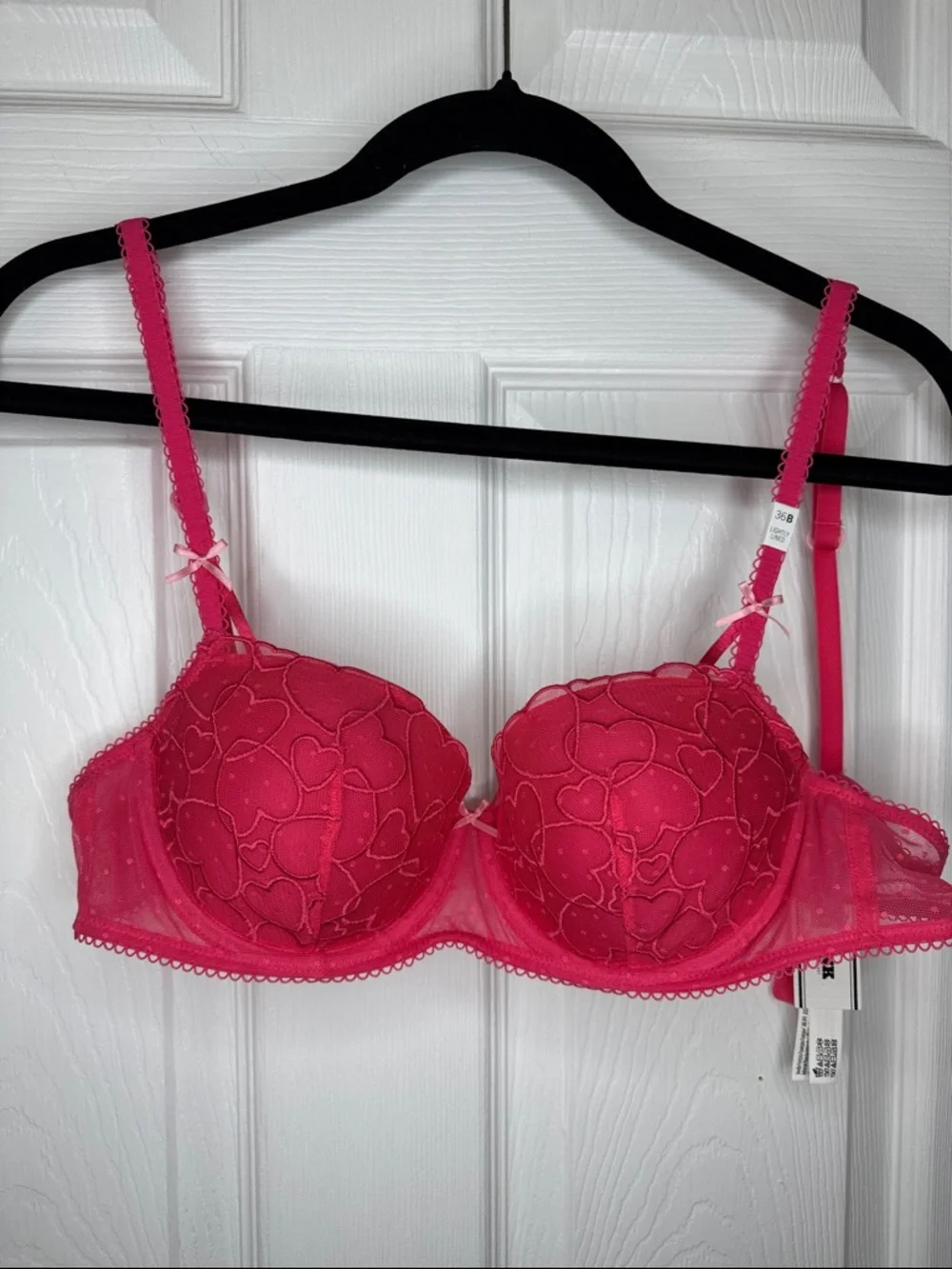 Victoria's Secret Hot Pink Heart Lace Balconette Bra NWT Sz 36B - Picture 7 of 7